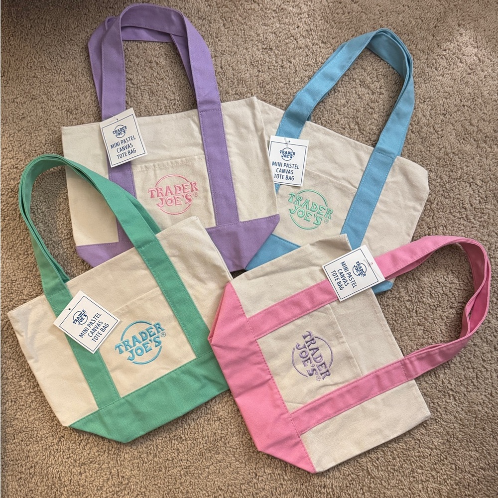 Trader Joe’s Tote Bag in Pastel Pink, Green, Blue, and Purple 4pcs